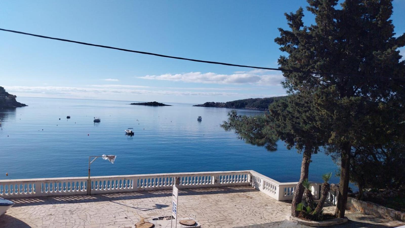 Captain'S Villa โมลูนัท ภายนอก รูปภาพ